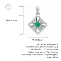 details of the square shaped green onyx silver pendant
